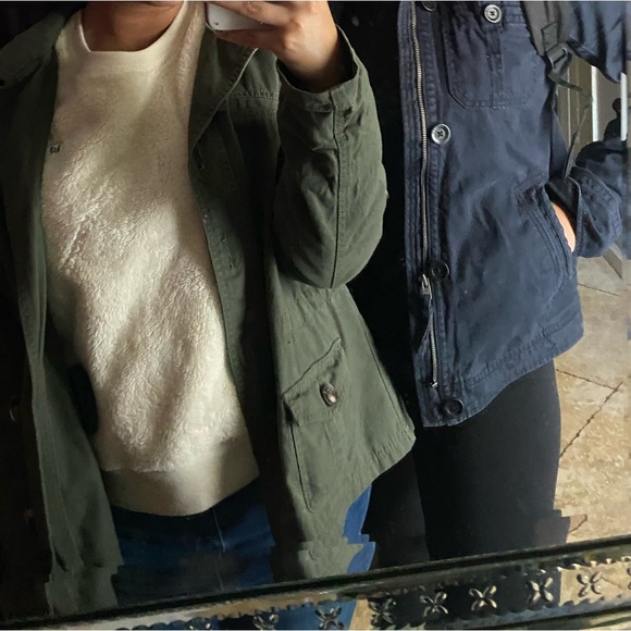 Abercrombie Soft Crewneck Sweater - Picture 3 of 3